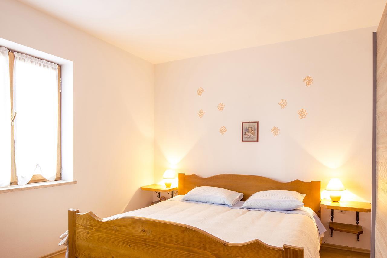 Mon Perin Castrum - Apartman Valentina Bale Kültér fotó